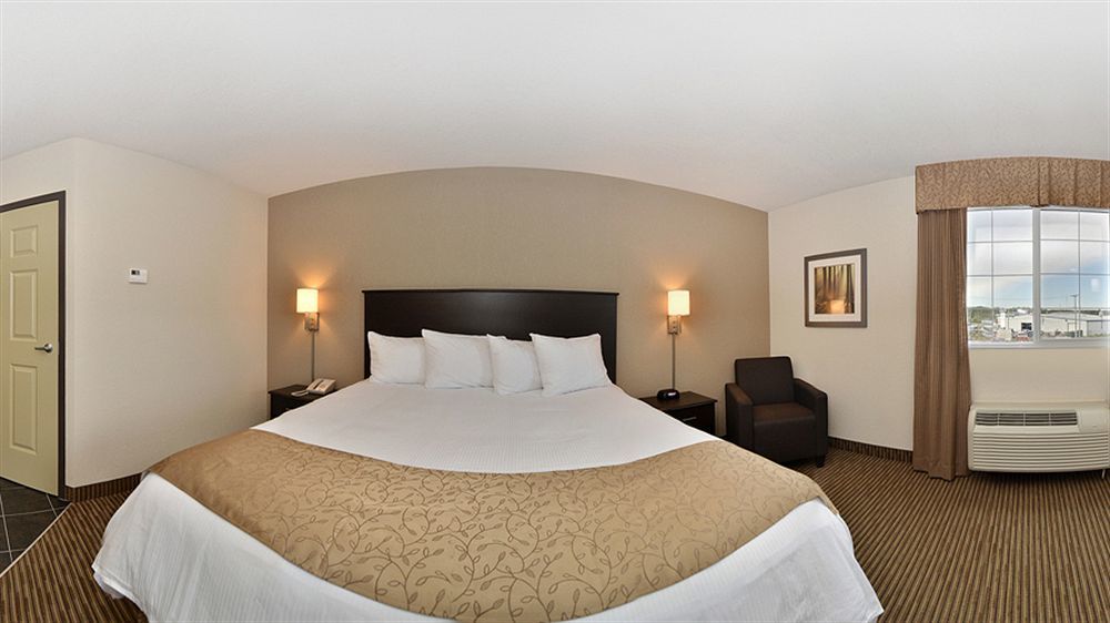 Quality Inn & Suites Thompson Buitenkant foto